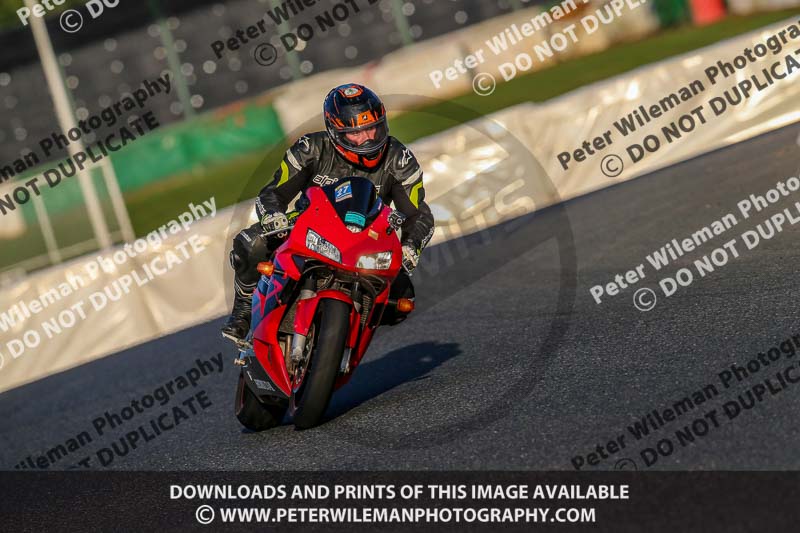 PJM Wedding Photography;enduro digital images;event digital images;eventdigitalimages;mallory park;mallory park photographs;mallory park trackday;mallory park trackday photographs;no limits trackdays;peter wileman photography;racing digital images;trackday digital images;trackday photos